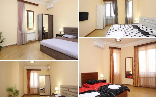Отель Holiday Home Charenc Ереван комната для гостей