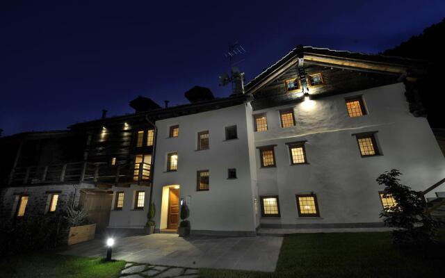 Historic Apartments Loo Bach Gressoney Saint Jean Italy - 