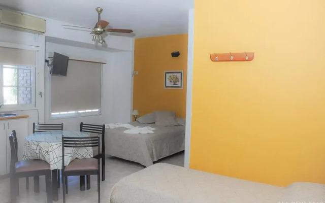 Отель Micerino Flat Сан-Николас-де-лос-Арройос комната для гостей