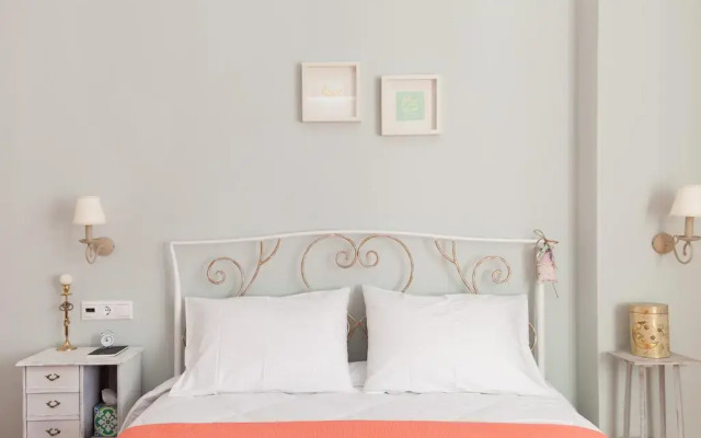 Отель Eclectic Athenian Abode комната для гостей
