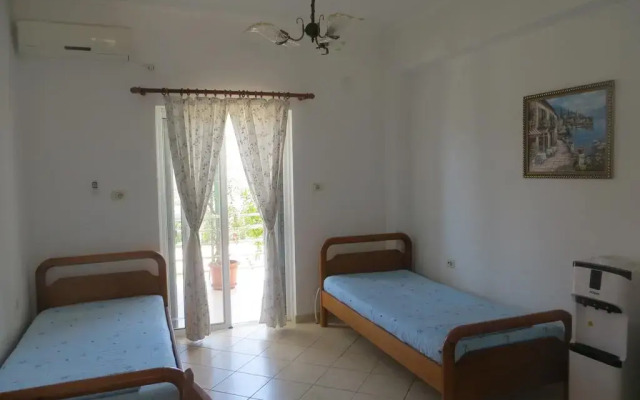 Апартаменты Apartments Cerro комната для гостей