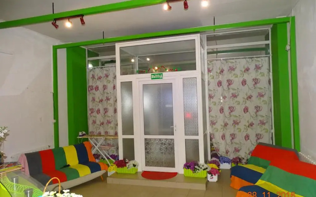 Hostel Vesna вид на фасад