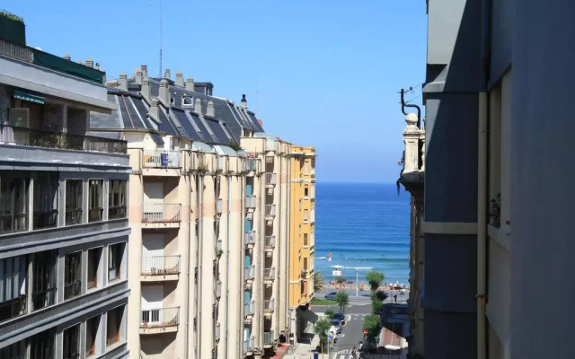 Отель Beti Ana Apartment by FeelFree Rentals Испания, Сан-Себастьян - отзывы, цены и фото номеров - забронировать отель Beti Ana Apartment by FeelFree Rentals онлайн пляж