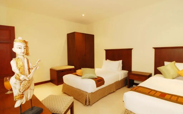 Апартаменты Two Bedrooms Holiday Apartment комната для гостей