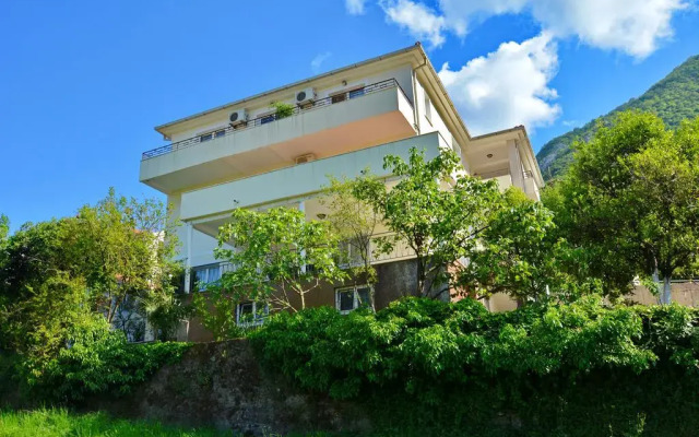 Апартаменты Apartments Soso вид на фасад