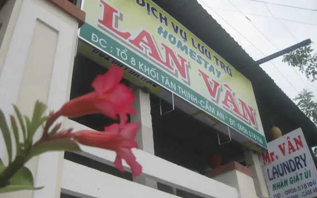 Отель Homestay Lan Van вид на фасад