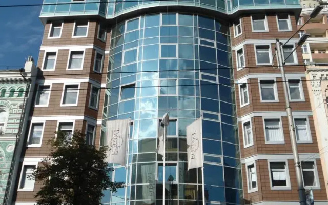 Hotel Elegant вид на фасад
