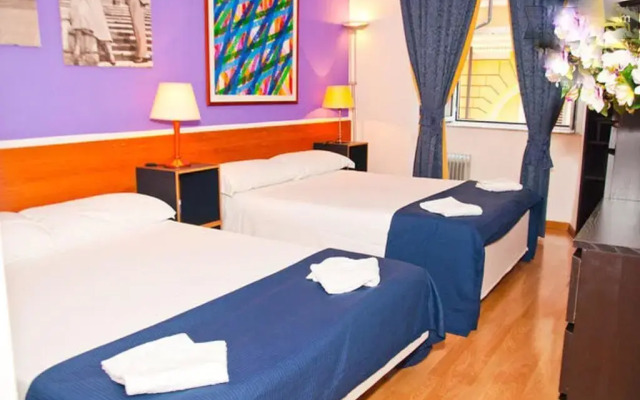 Отель ABC International Home Holiday Rome Center комната для гостей