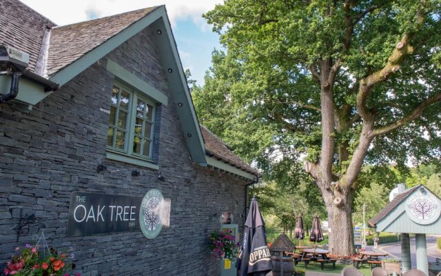 The Oak Tree Inn 1