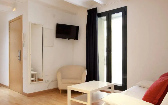 Отель Aspasios Verdi Apartments Испания, Барселона - отзывы, цены и фото номеров - забронировать отель Aspasios Verdi Apartments онлайн комната для гостей
