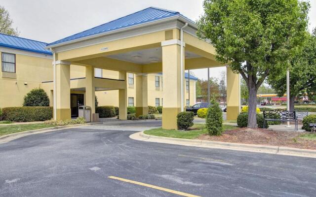 Quality Inn Raleigh In Raleigh United States Of America From 96