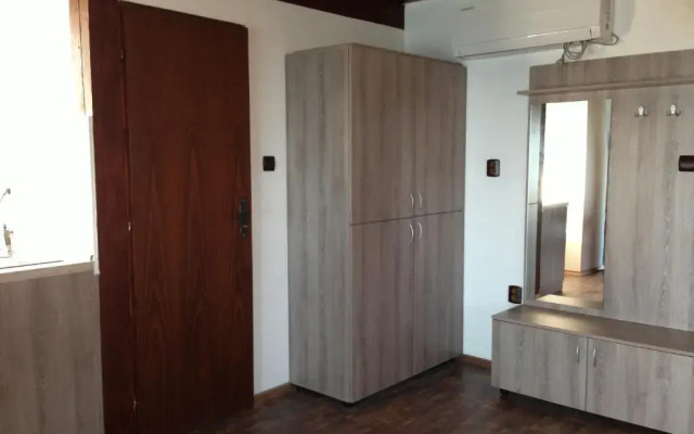 Отель Dacha Apartment Болгария, Генерал-Кантраджиево - отзывы, цены и фото номеров - забронировать отель Dacha Apartment онлайн комната для гостей