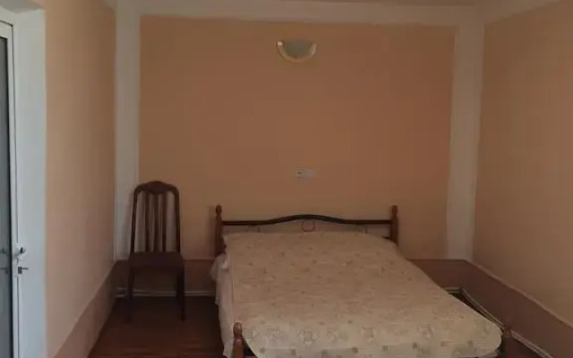 Hotel Mush Артик комната для гостей