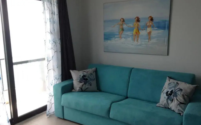Отель Bedzzz By The Sea комната для гостей