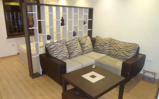 Апартаменты Studio-Apartment Komitas комната для гостей
