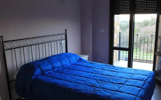 Отель Apartamentos La Fragata Испания, Арнуэро - отзывы, цены и фото номеров - забронировать отель Apartamentos La Fragata онлайн комната для гостей