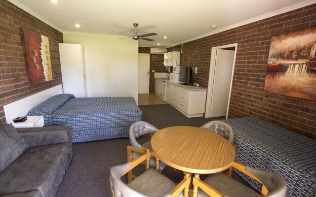 Early Settlers Motel Tocumwal Cobram East Australia - 