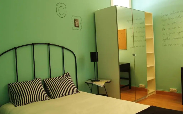Отель Lisbon4u комната для гостей