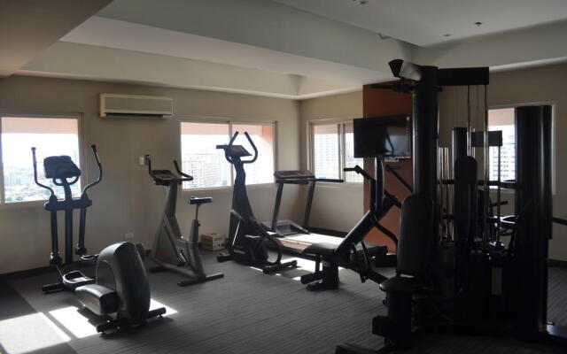 Imperial Palace Suites Quezon City 1