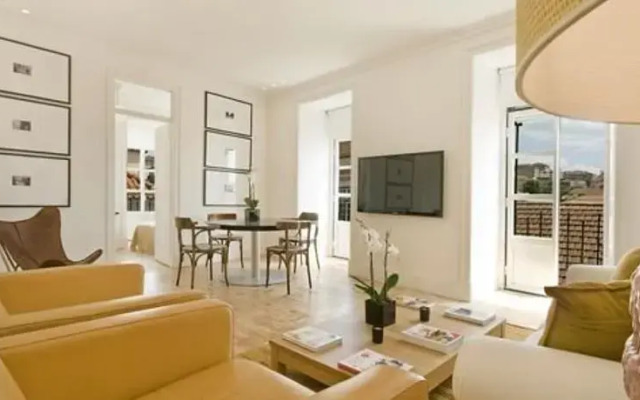 Апартаменты Rent4Days Casa Oliver Apartment Лиссабон комната для гостей