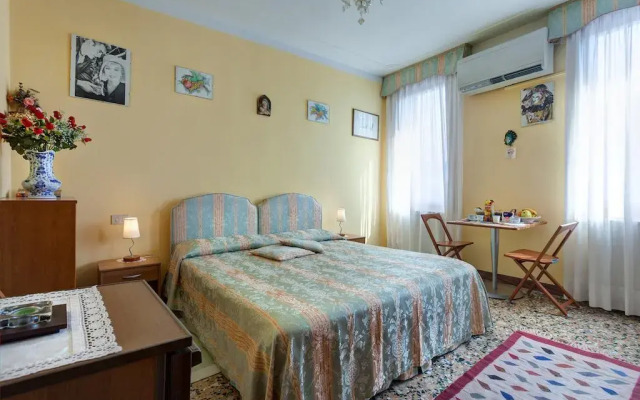 Отель B&B Cà Arzere Италия, Венеция - отзывы, цены и фото номеров - забронировать отель B&B Cà Arzere онлайн комната для гостей