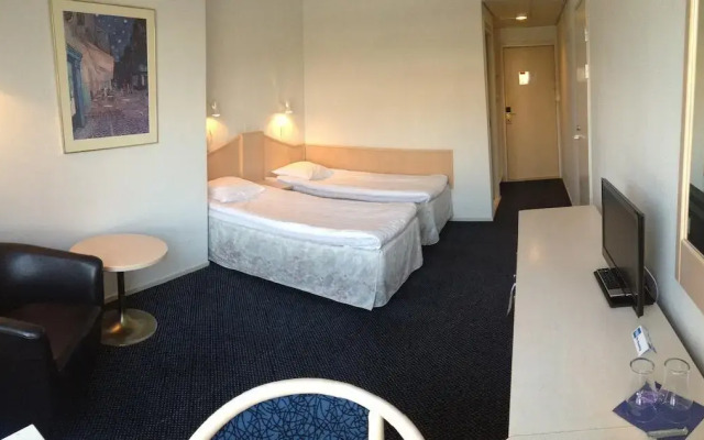 Hotel Avion комната для гостей