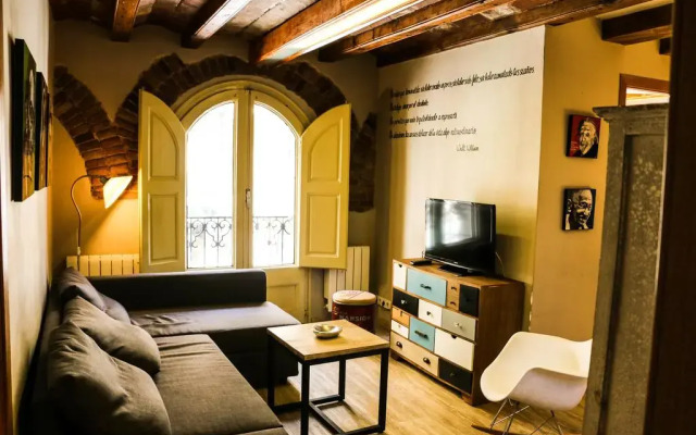 Апартаменты Charming Apartment In Barcelona Center Барселона комната для гостей