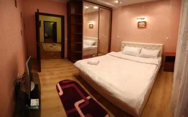Гостиница Romantic Apartaments 1 комната для гостей