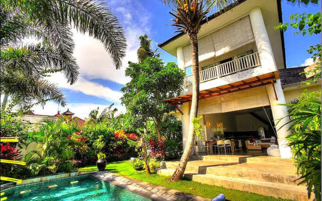 The White House Bali