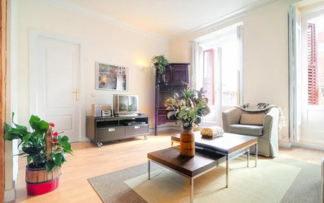 Отель Friendly Rentals Princesa Испания, Мадрид - отзывы, цены и фото номеров - забронировать отель Friendly Rentals Princesa онлайн комната для гостей