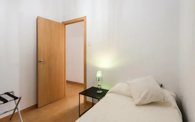Апартаменты Kirei Apartment San Agustin Валенсия комната для гостей