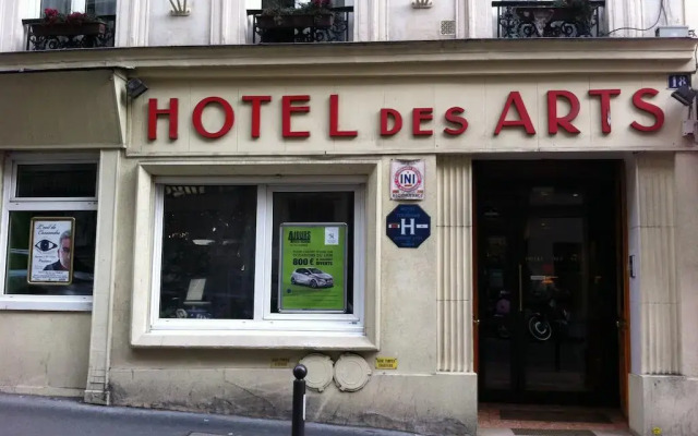 Hotel Des Arts Montmartre вид на фасад