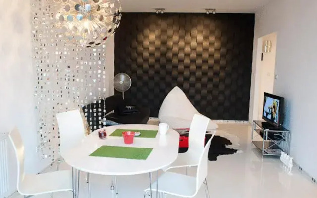 Апартаменты Art Apartment комната для гостей