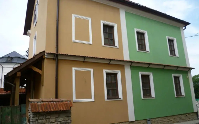 Home Hotel вид на фасад