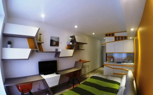 Отель Microloft Near the Vilnius Center Вильнюс комната для гостей