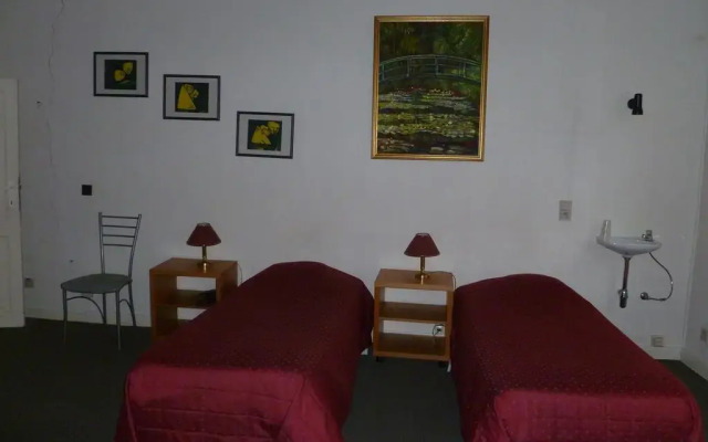 Отель Guest house Adonis Бельгия, Брюгге - отзывы, цены и фото номеров - забронировать отель Guest house Adonis онлайн комната для гостей