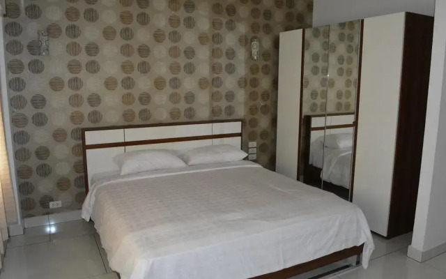 Отель 4 BR Pool Villa Gated Village комната для гостей