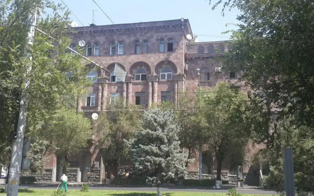 City Center Hostel вид на фасад