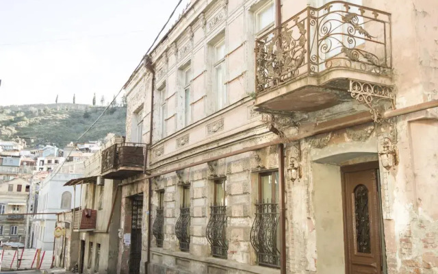 Апартаменты Tbilisi Core: Aquarius Apartment вид на фасад