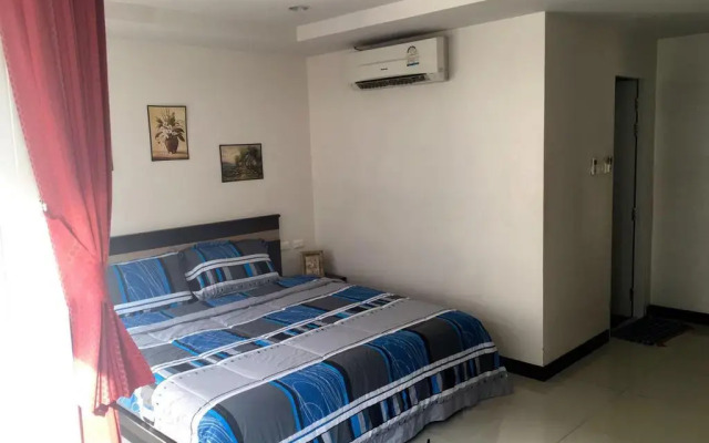 Отель Young House Патонг комната для гостей