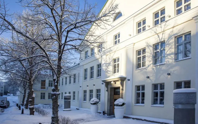 Отель Holiday Club Saimaa Apartments Финляндия, Лаппеэнранта - отзывы, цены и фото номеров - забронировать отель Holiday Club Saimaa Apartments онлайн вид на фасад