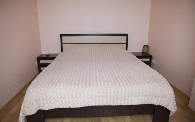 Апартаменты Bogdana Khmelnitskogo 10 Apartment Сочи комната для гостей