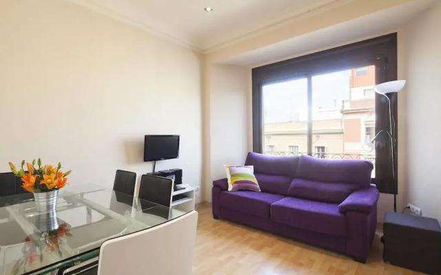 Апартаменты Plaza España Apartment Барселона комната для гостей