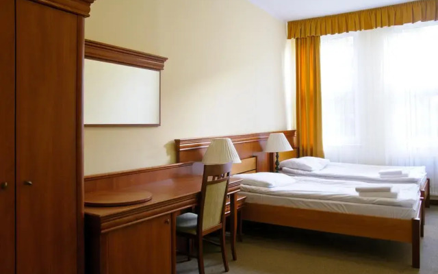 Отель Baza Hotelowa Nowe Horyzonty Варшава комната для гостей