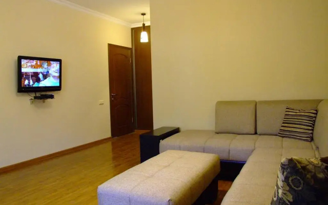 Отель Centrale Guesthouse Армения, Джермук - отзывы, цены и фото номеров - забронировать отель Centrale Guesthouse онлайн комната для гостей