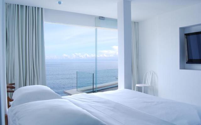 Morabito Art Cliff In Bali Indonesia From 87 Photos Reviews Zenhotels Com