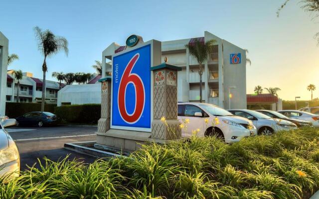 Motel 6 Anaheim Maingate 2