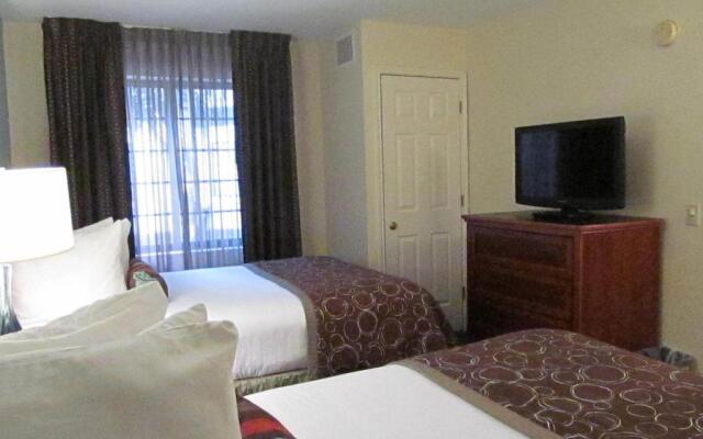 Staybridge Suites Sorrento Mesa 0