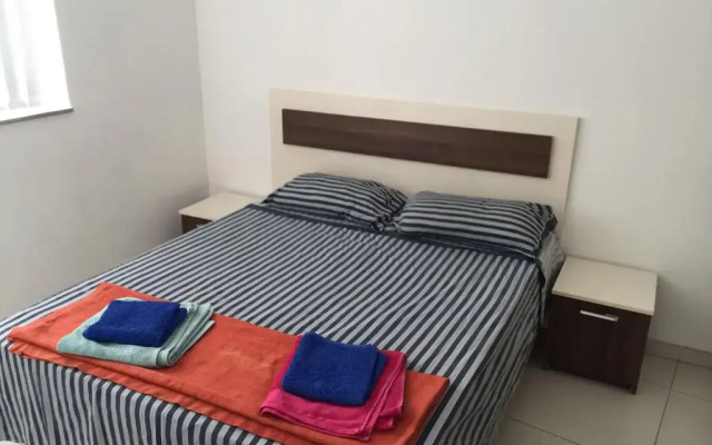 Апартаменты Paceville Montecarlo Apartments Сан Джулианс комната для гостей