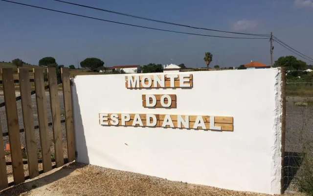 Отель Monte do Espadanal вид на фасад